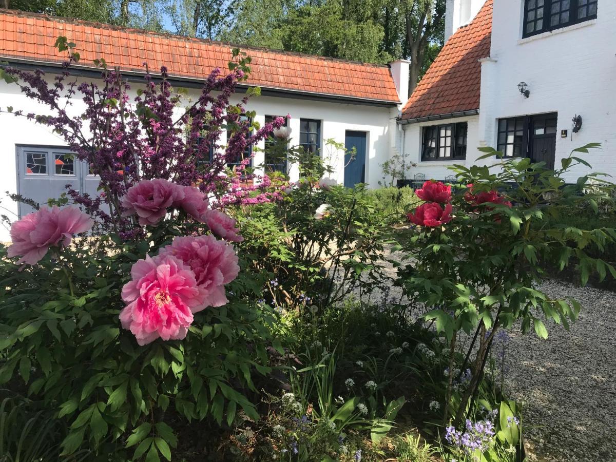 Wezembeek-Oppem Bed And Breakfast Ros & Marc מראה חיצוני תמונה