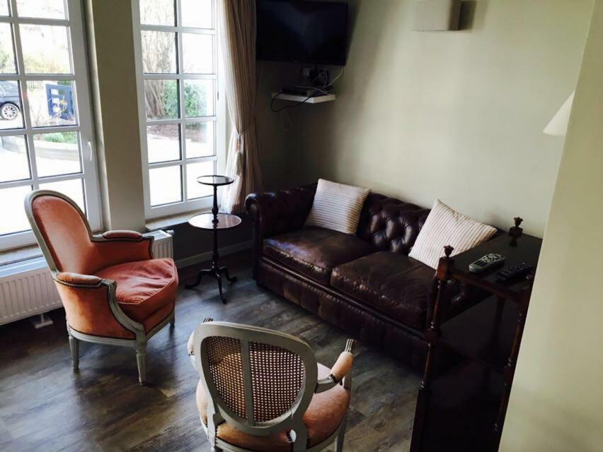 Wezembeek-Oppem Bed And Breakfast Ros & Marc מראה חיצוני תמונה
